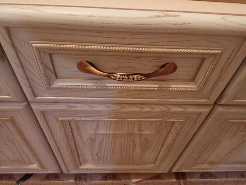 кухонный мебель