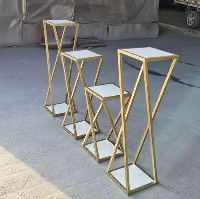 Стеллажи для цветов "Vertu" 80 - 225 000 сум / шт.