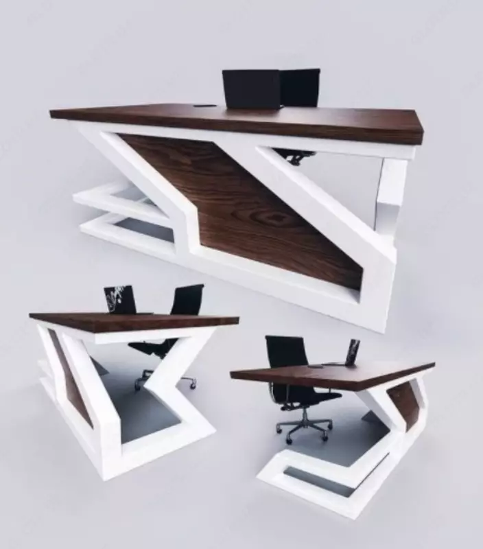 “Buyuk” yozuv stoli