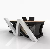 “Spark” yozuv stoli