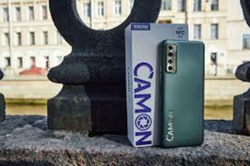 Смартфон Tecno Mobile Camon 17P