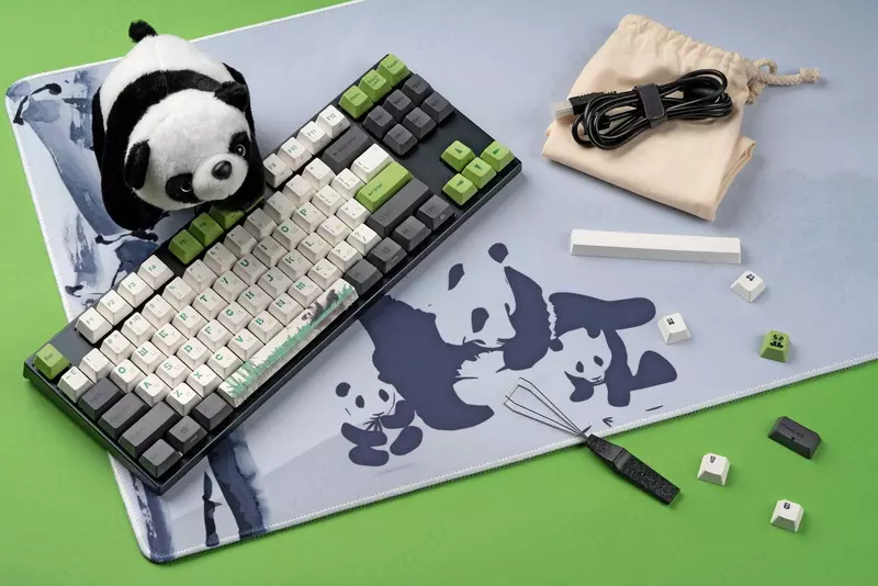 O'yin klaviaturasi Varmilo MA87M Panda, EC Sakura V2