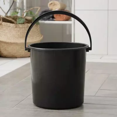 Пластиковое ведро для хозяйственных нужд (10 литров)