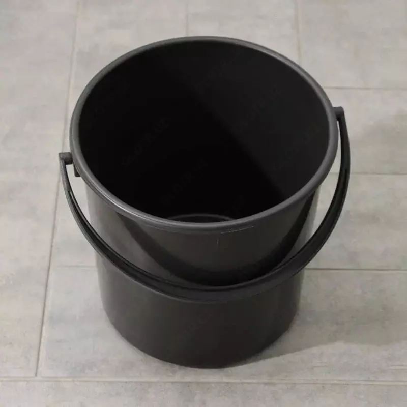 Uy ehtiyojlari uchun plastik chelak (12 litr)
