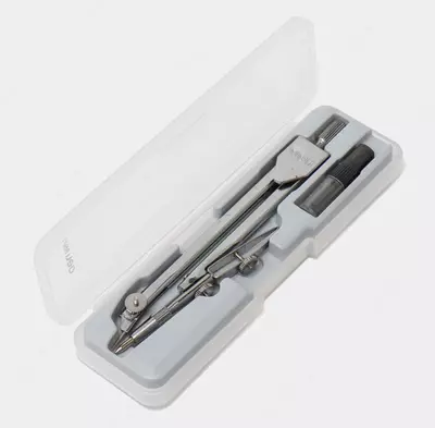 Готовальня с циркулем и запасными грифелями "Deli" пенал (Арт.-8601)