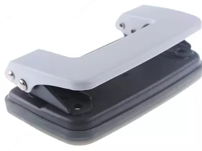 Канцелярский дырокол "Deli", с двумя отверстиями, 12 листов (Арт. - 0101)