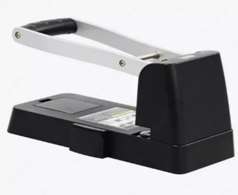 Ikki teshikli "Deli" kantselyariya puncheri, 150 varaq (Art. - 0150)