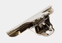 "Deli" qog'ozlari uchun metall qisqich 102 mm (Art.- 9532) - 17 000 so'm