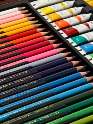 Художественный набор для творчества "Deli" 103 предмета (Арт. - 75403)