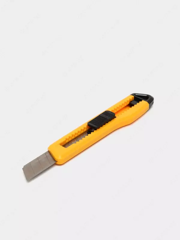 Kantselyariya pichog'i "Deli" 0,5 x 18 x 100 mm (Art. - 2001)