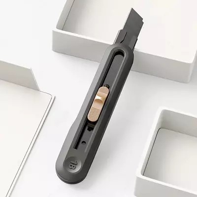 Нож канцелярский "Deli Nusign" 0.5 х 18 х 100 мм (Арт. - 062-NS-gr)