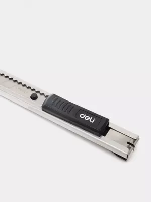 Kantselyariya metall pichog'i "Deli" 0,4 x 9 x 125 mm (Art. - 2058)