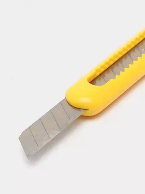 Kantselyariya pichog'i "Deli" 0,4 x 9 x 80 mm (Art. - 2025)