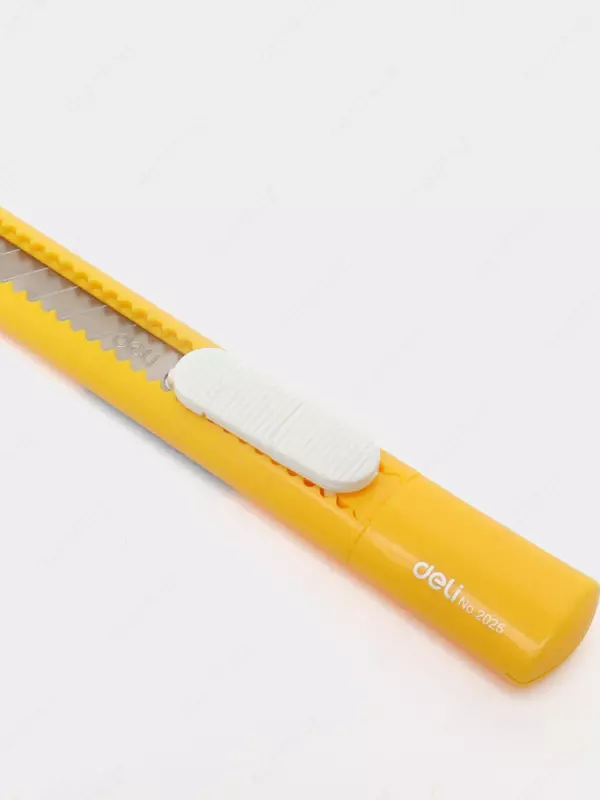 Kantselyariya pichog'i "Deli" 0,4 x 9 x 80 mm (Art. - 2025)