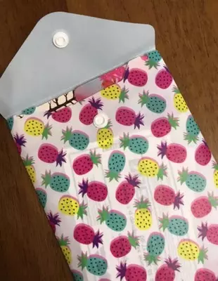 Папка-конверт на кнопке Феникс+ "Ананасы" 15.8 x 11.4 см (Арт.- 46753)