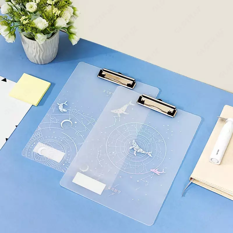 Папка - планшет "Deli" верхний зажим (Арт.- 72603) Прозрачная