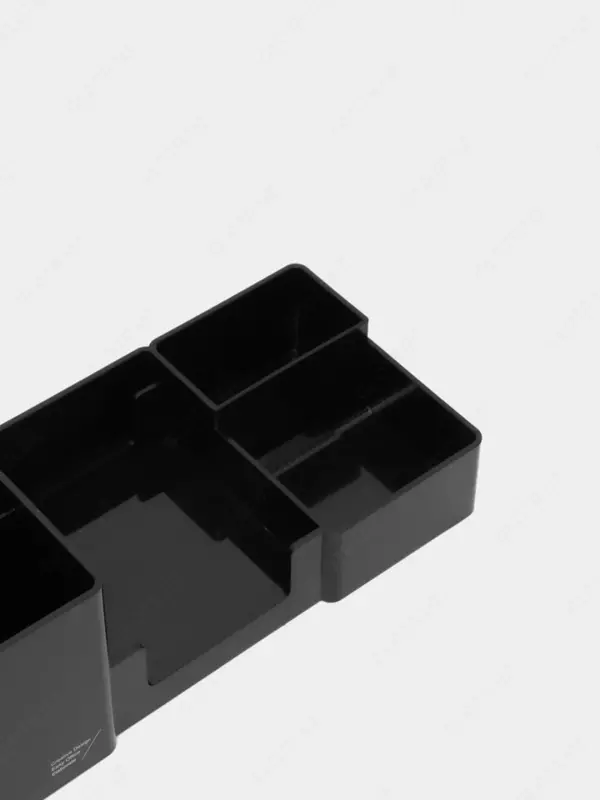 Plastik ushlagich "Deli" (Art.-00220-EZ) Qora