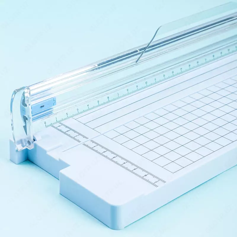 Гильотинный ручной резак для бумаги "Deli" А4/А5 (Арт. - 14251) Ассорти