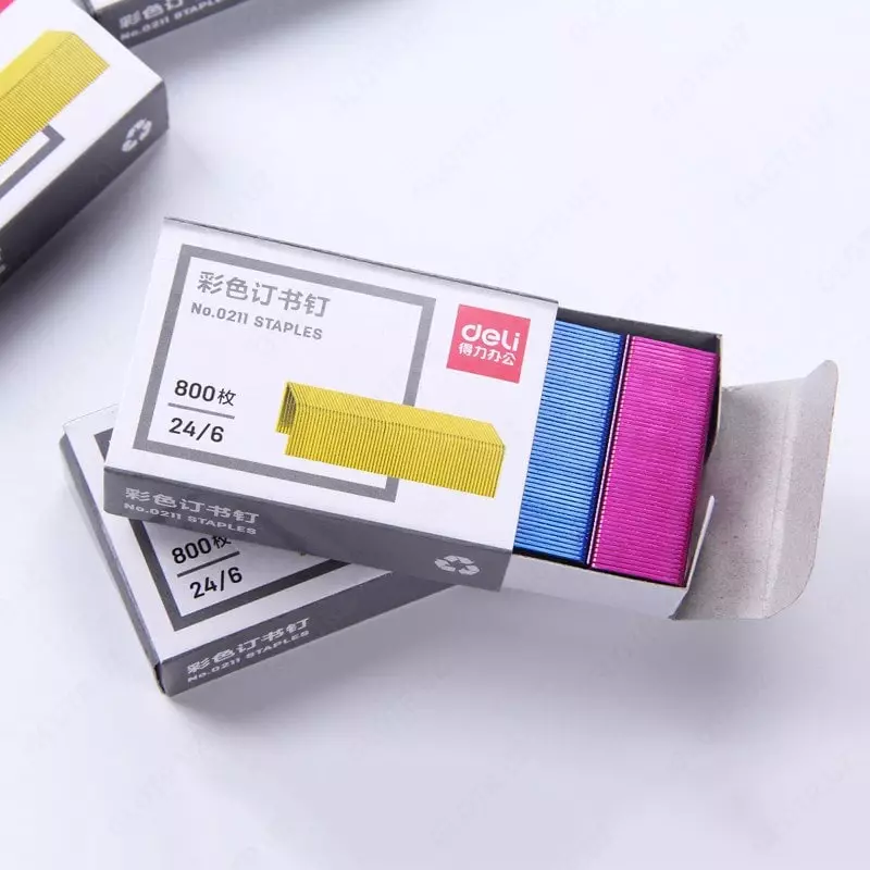 Цветные Скобы для степлера "Deli" № 24/6 (800 шт) Арт. - 0211
