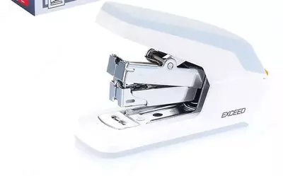 Kantselyariya shtapellari "Deli Exceed" № 24/6, 30 varaq (Art. - 0370-wt) Oq