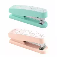 Канцелярский степлер "Deli Macaron" № 24/6