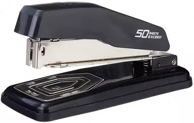 Kantselyariya shtapellari "Deli Exceed" №№ 24/6, 26/6, 24/8, 25 varaq, aylanuvchi (m. - 0414-S-bk) Qora