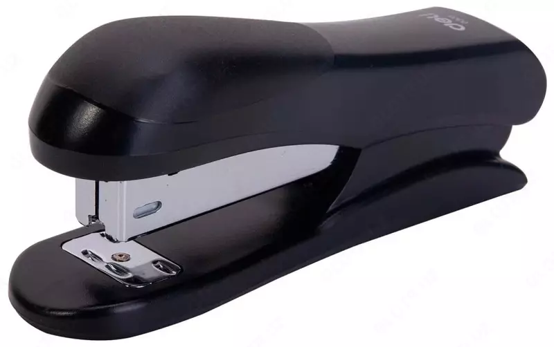 Канцелярский степлер "Deli Essential" 24/6, 20 листов (Арт. - 0305) Ассорти