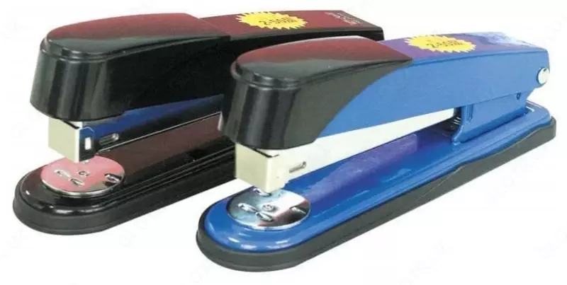 Канцелярский степлер "Deli" № 24/6, 50 листов (Арт. - 0314) Ассорти