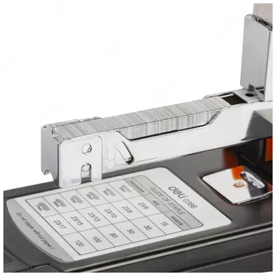 Kantselyariya shtapellari "Deli Expert" № N23/6-23/17, 120 varaq (m. - 0386) Qora