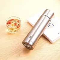 Термос-кружка вакуумная "Deli" 0.45 л (Арт. - 17651) Ассорти ООО "Power Max Group"