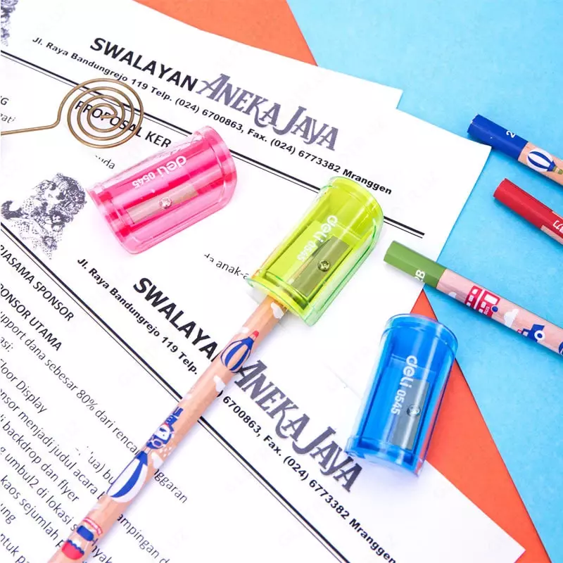 Deli "Neon" plastik qalam o'tkirlagich, konteynerli qo'llanma (Kod - 0545) Turli xil