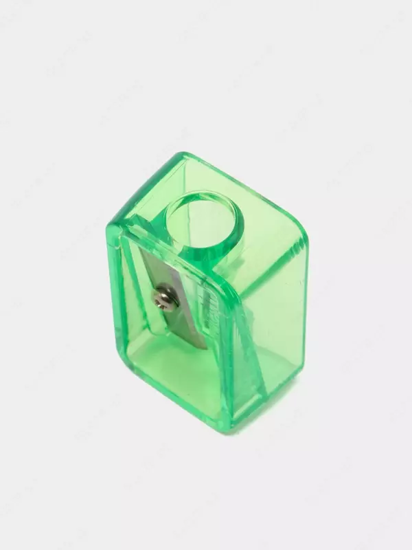 Пластиковая точилка для карандашей Deli "Little Singer" ручная (Арт. - 552-EH) Ассорти