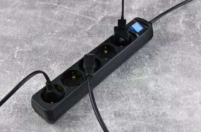 Сетевой фильтр-удлинитель "2Е 3 м, 5 розеток (Арт. - 2E-05ESM3BK) Черный