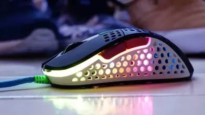Проводная игровая мышь "Xtrfy" M4, RGB, USB (Арт. - XG-M4-RGB-STREET) Черная/белая