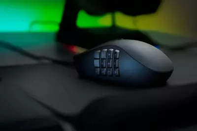 Simli o'yin sichqonchasi "Razer" Naga Trinity, USB, RGB (Art. - RZ01-02410100-R3M1) Qora