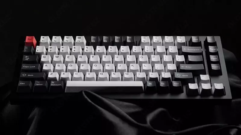 Maxsus mexanik klaviatura "Keychron" Gateron Phantom Q1 QMK RGB USB (Art. № - Q1M2_Keychron) Jet qora