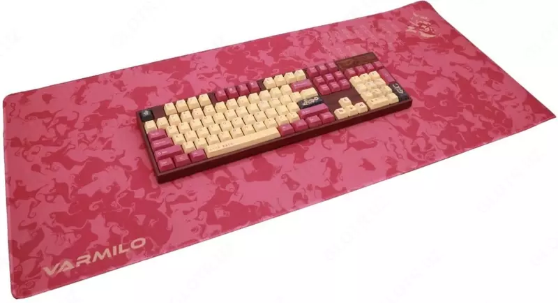 Коврик для мыши "Varmilo" Phoenix XL 900 х 400 х 3 мм (Арт. - ZDB037-01) Красный/декор