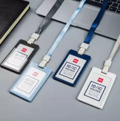 Акриловый вертикальный бейдж "Deli" 54 х 89 мм (Арт. - 8315-bl) Голубой