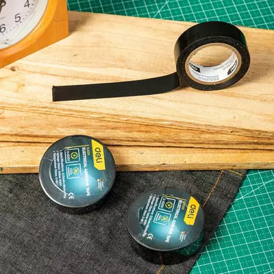 Изолента (ПВХ) "Deli Tools" 18 мм х 10 м (Арт. - EDL5261) Черная