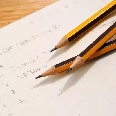 Чернографитный карандаш с ластиком "Deli" EC004-MT, НВ, дерево, 4 шт. (Арт. - 004-MT-EC)