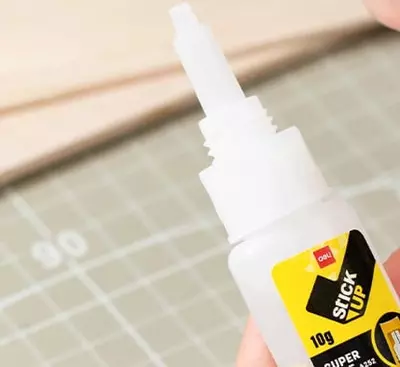 Universal super yelim deli "StickUP" 3 gr., shaffof, tez quriydigan (Art. - 252-EA)