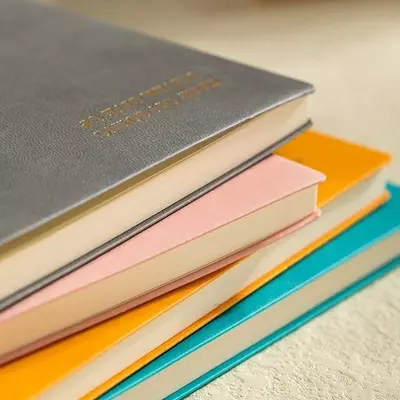 Записная книжка (клетка) "Deli" А5, 210 х 143 мм, 80 л., закладка-ляссе (Арт. - 135G-N-pk) Розовая