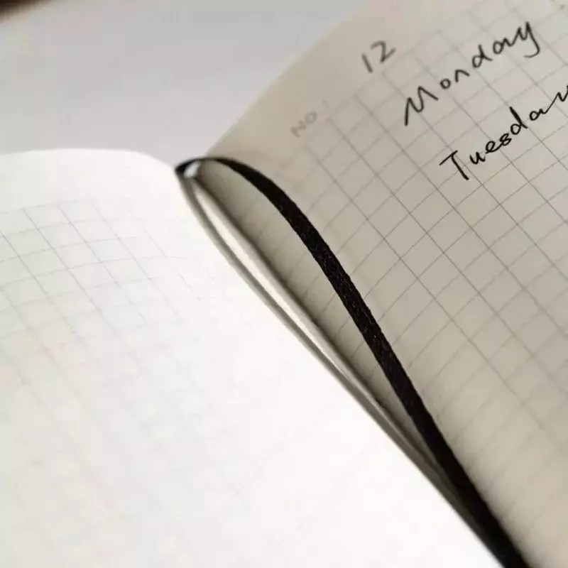 Noutbuk (hujayra) "Deli" A5, 210 x 143 mm, 96 p., xatcho'p (Art. - 114G-N-lgr) Ochiq/Kulrang