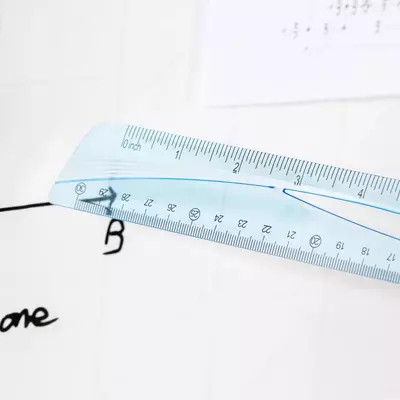 Пластиковая линейка "Deli" 20 см, две шкалы (Арт. - 10-EH) Голубая