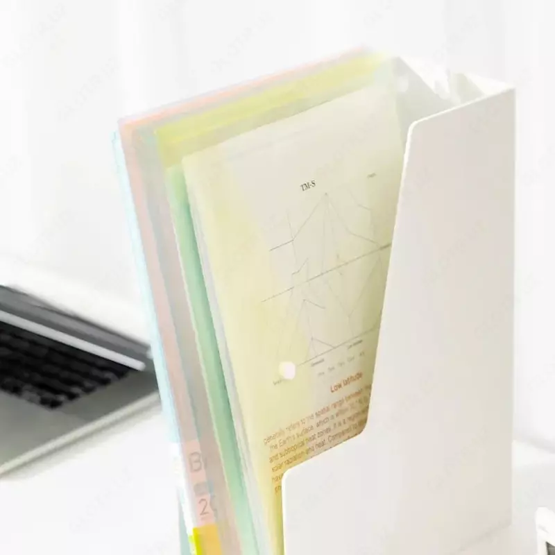 "Deli" A4 tugmasi bo'lgan plastik papka-konvert, 1 bo'lim, 331 x 237 mm, 160 mikron (Art. - 766-EF) Assortiment