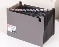 Темно серая