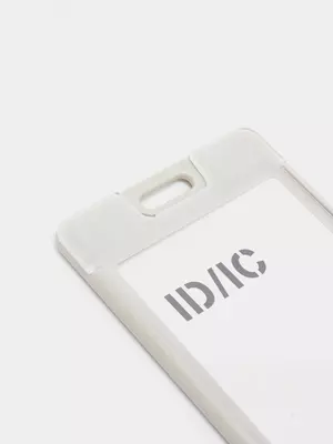 Бейдж верт. на ленте 70мм х 105мм 5757 Deli