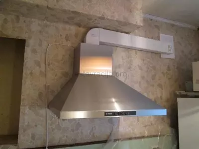 Цена по запросу Установка кухонных вытяжек