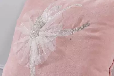 Декоративная подушка для детской кроватки Almila "Ballerina" 40 х 40 см (Турция) No:01