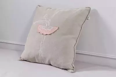 Декоративная подушка для детской кроватки Almila "Ballerina" 40 х 40 см (Турция) No:02